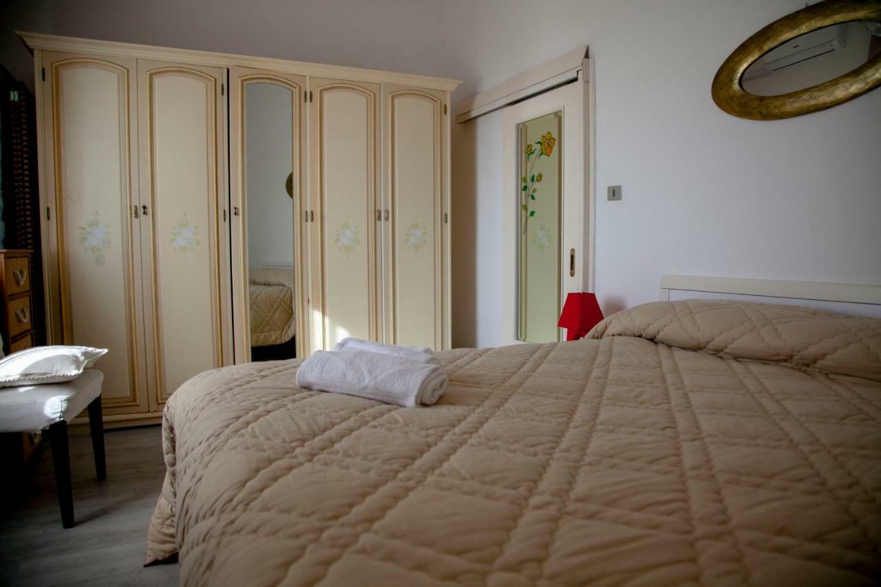 Villa Panoramica Терачина Екстериор снимка